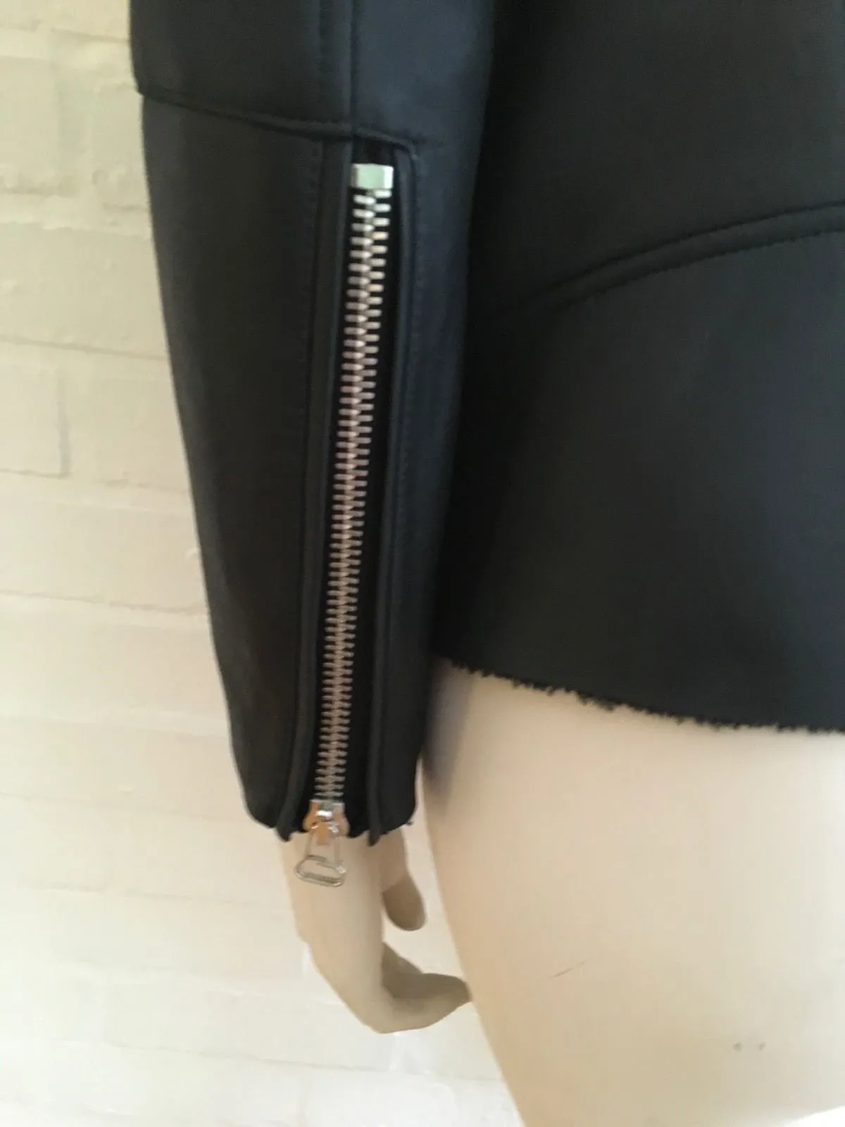 Balmain Shearling Lined Biker Jacket Size F 36 Most Wanted $10,450 Ladies