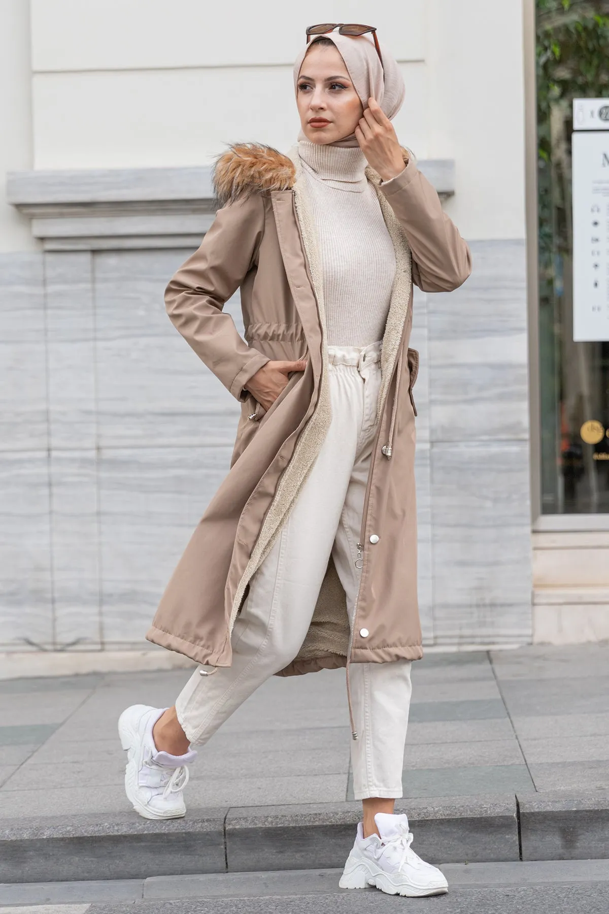 BNG Women Fur Collar Plush Bonded Coat Mink - Clermont
