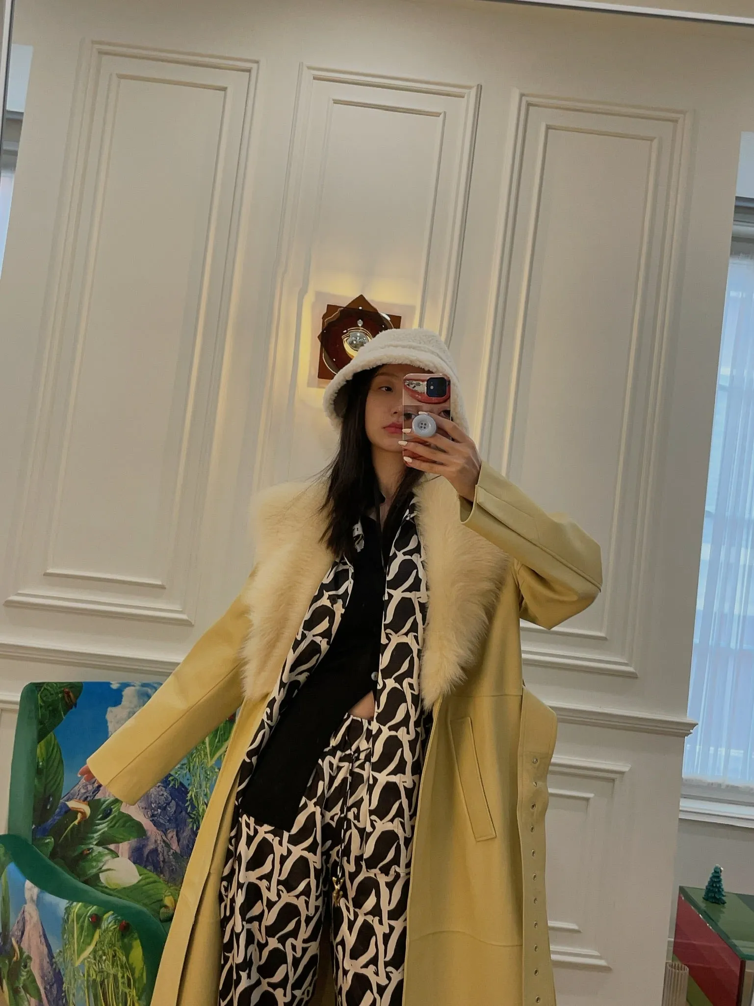 COMMON LEISURE YOU&ME TRENCHCOAT W/ SHEARLING LAPEL