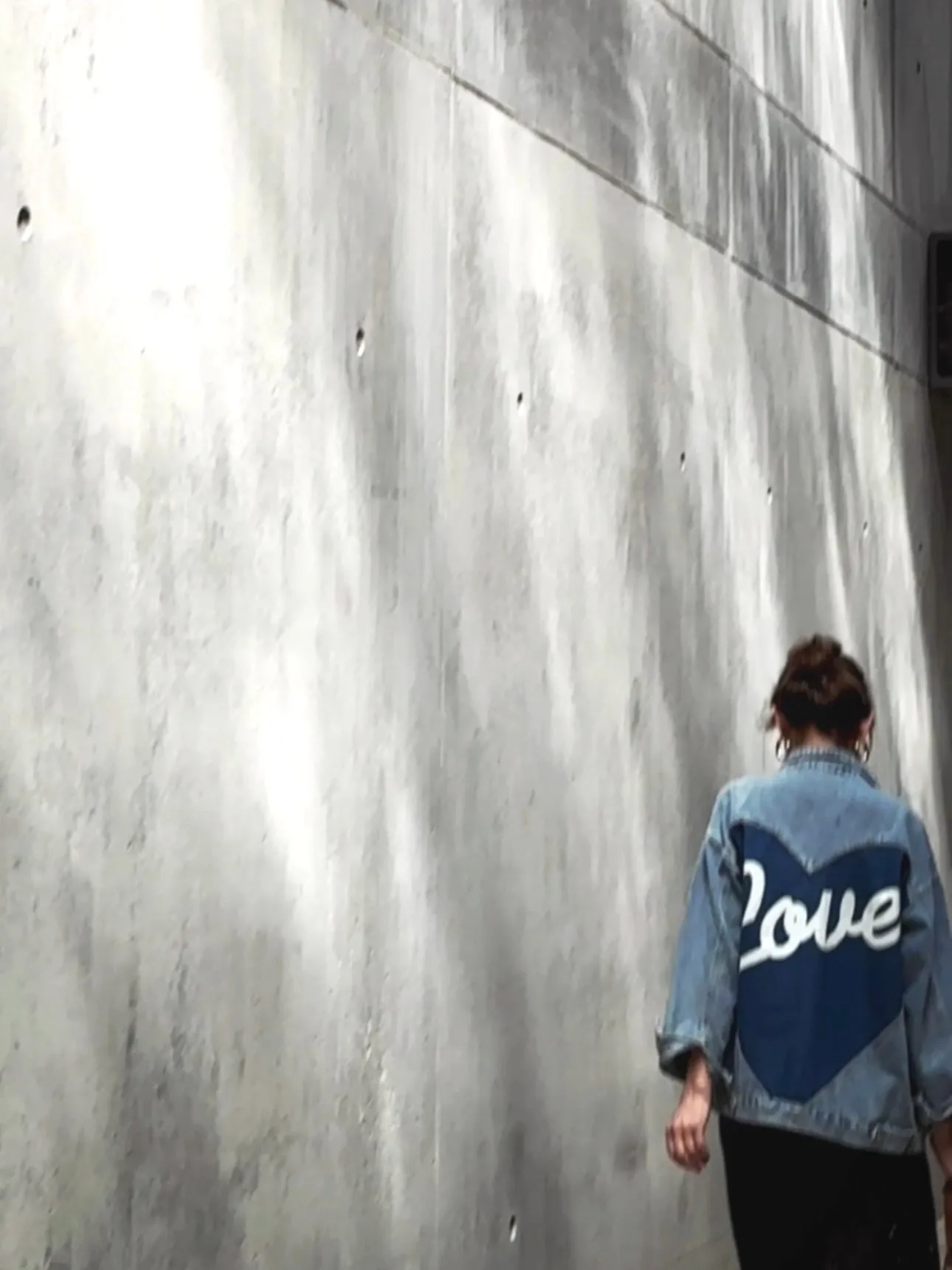 DENIM JACKET WITH LOVE - LIGHT BLUE