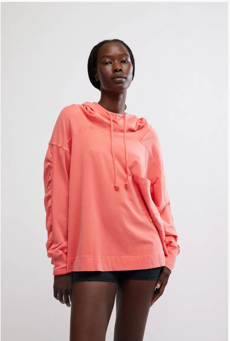 FREE PEOPLE Hot Shot Hooded Layer Coddy - Hibiscus