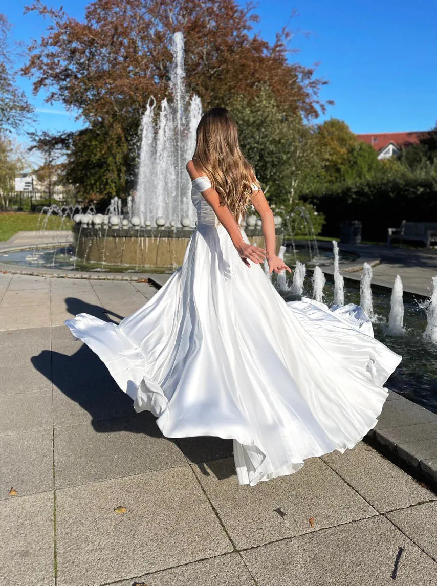 Jadore NBM1025 Gown - Ivory
