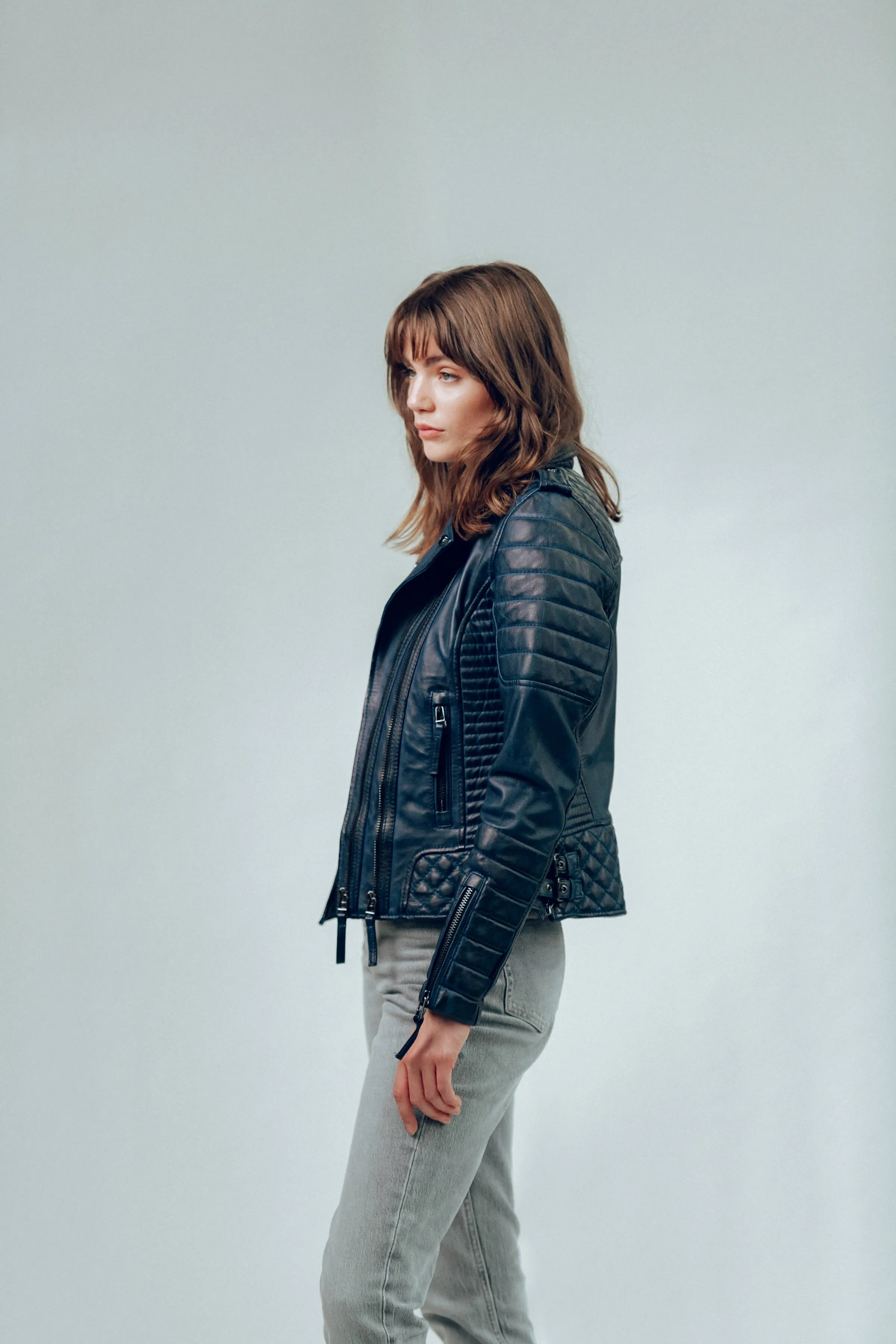 Kay Michaels: Burnt Blue (Woman)