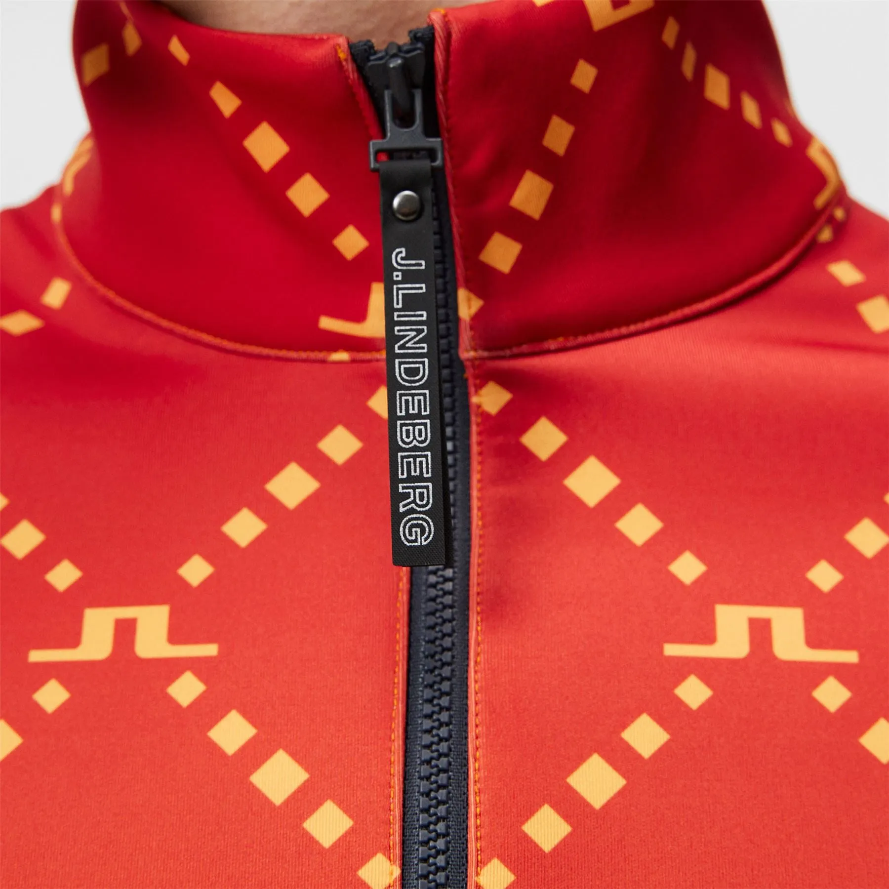 Omnia Mid Layer Sunset Fade Logo - SS23