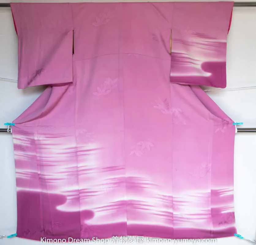 Pink Clouds Sunset Houmongi – Pattern Made through Dying Fabric – Leaves Vintage Silk Women’s Kimono