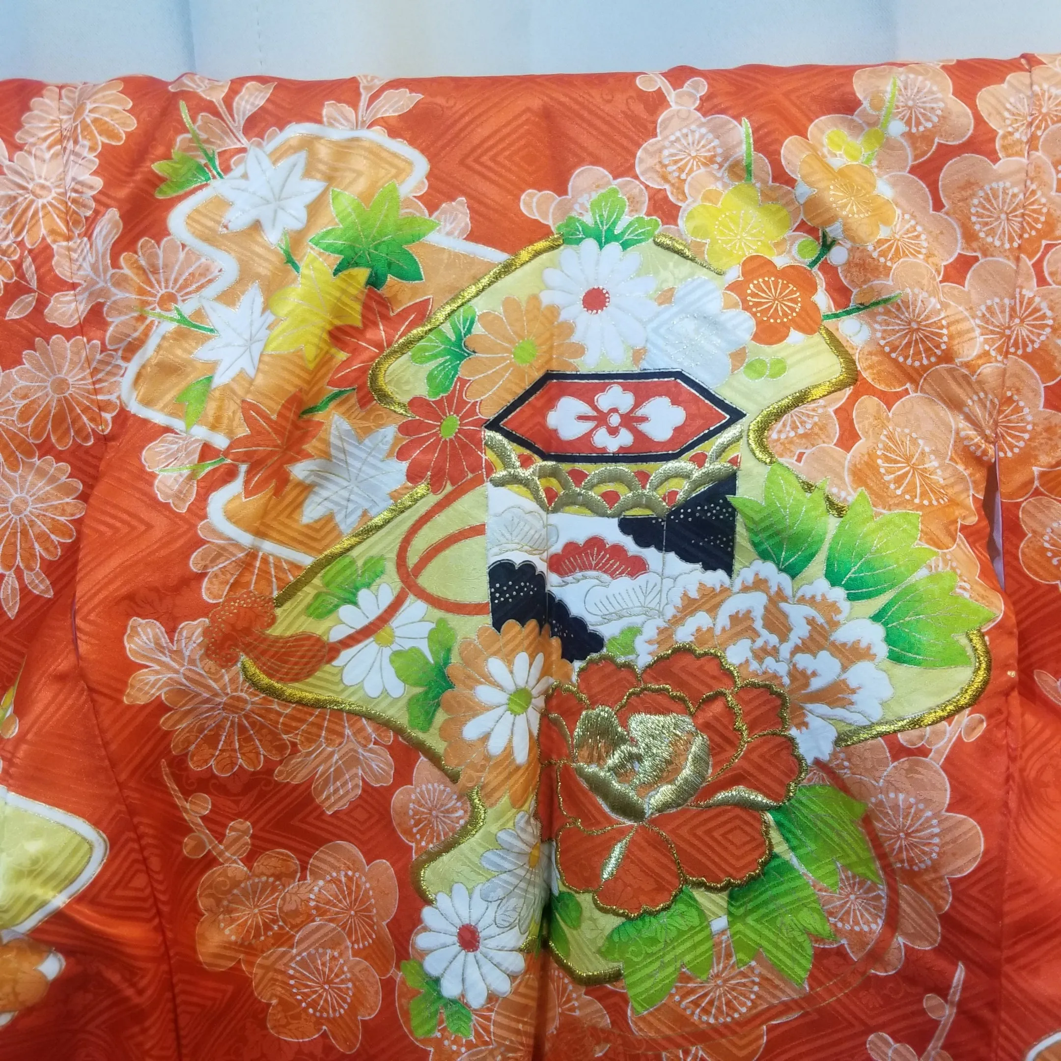 "Mums and Plums" Vintage Girl's Kimono