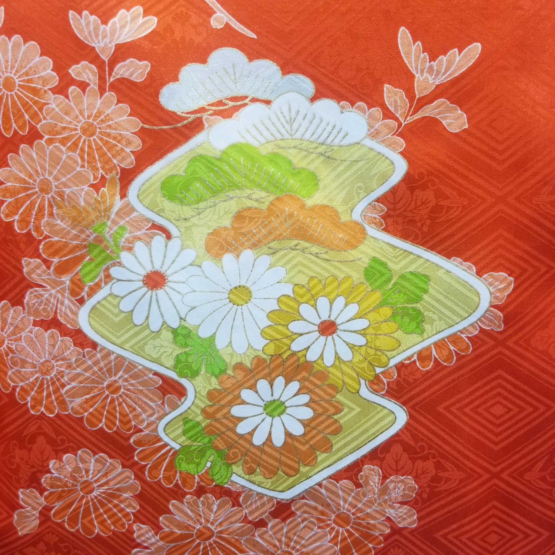 "Mums and Plums" Vintage Girl's Kimono