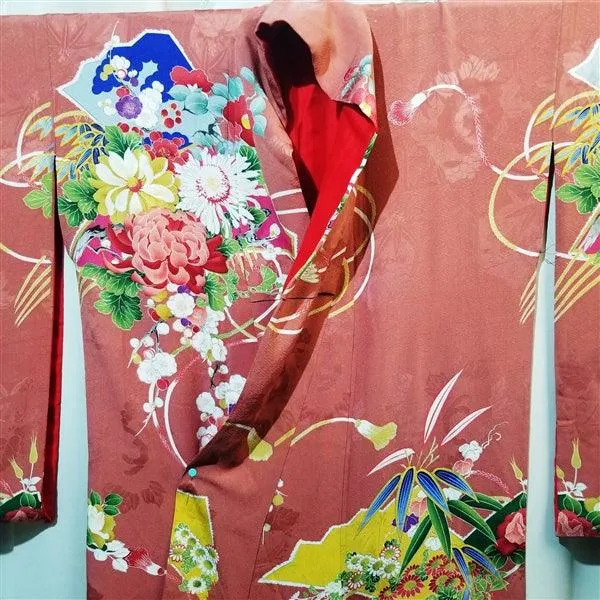 "Taisho Bouquets" Vintage Kimono