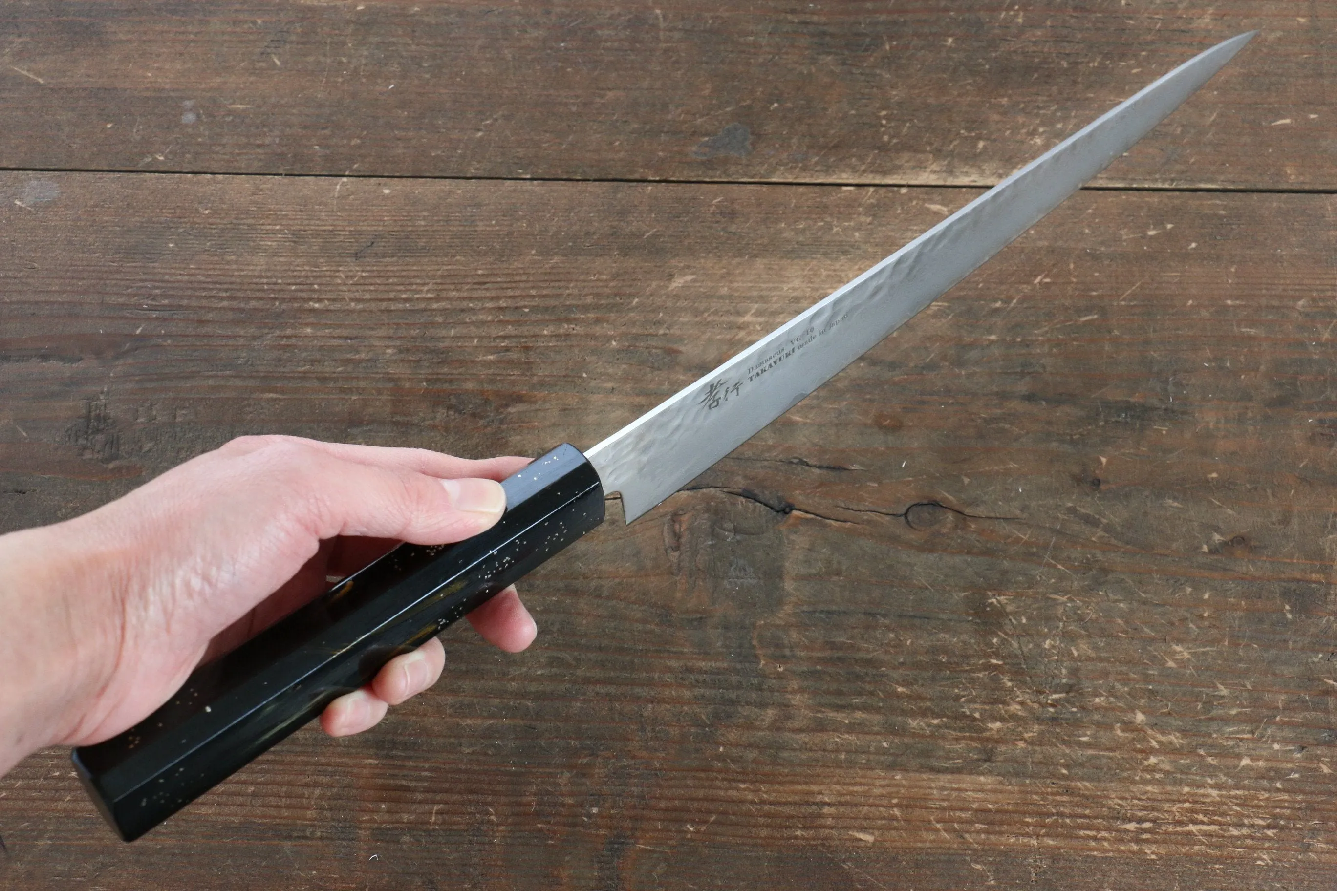 Sakai Takayuki VG10 33 Layer Damascus Sujihiki 240mm Live oak Lacquered (Saiu) Handle