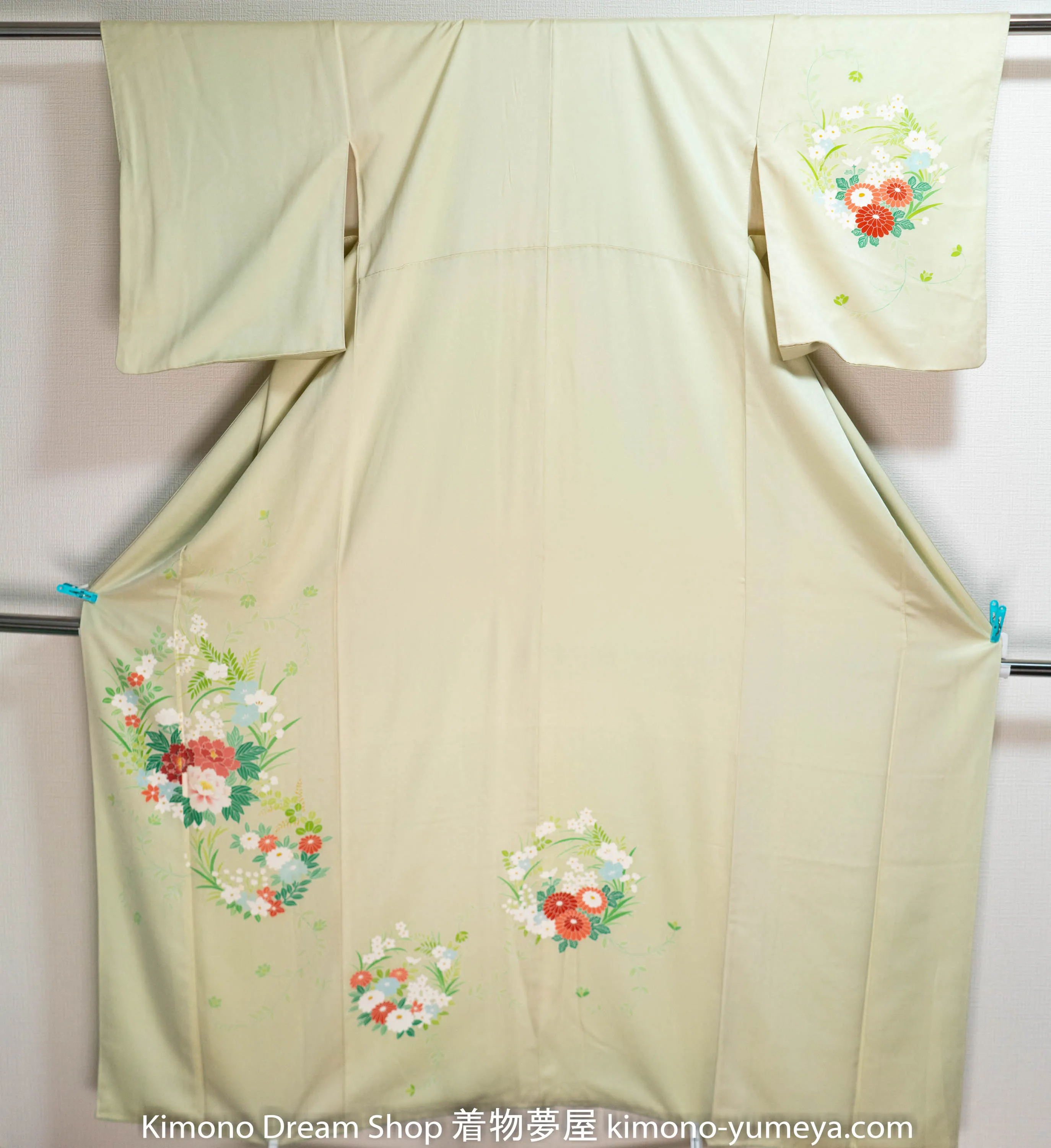 Smooth Light Green Silk Homongi - Kimono Floral Circular Sakura Chinese Bellflowers Blossoms Fading