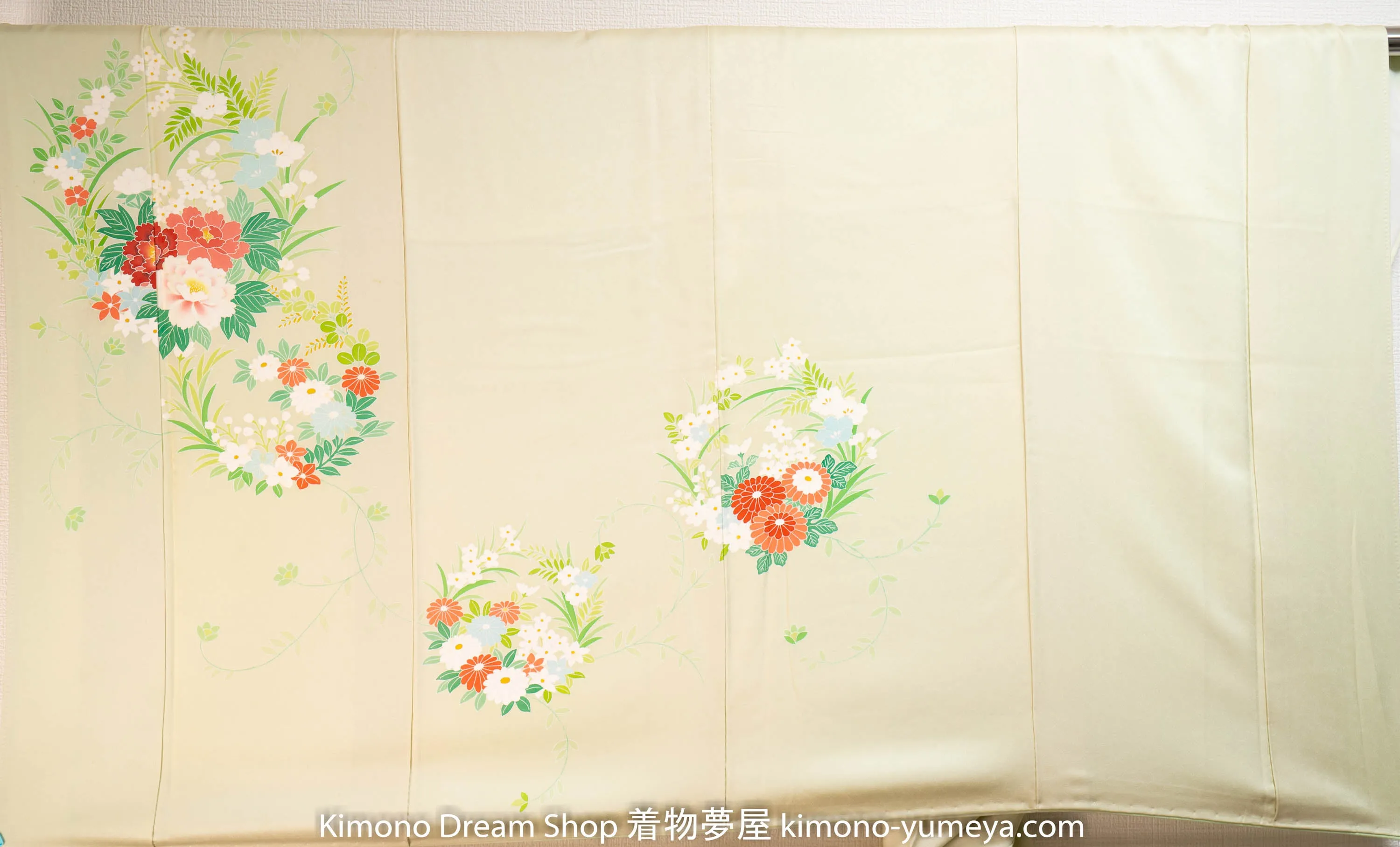 Smooth Light Green Silk Homongi - Kimono Floral Circular Sakura Chinese Bellflowers Blossoms Fading
