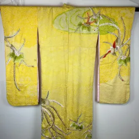 Vintage Japanese Silk Kimono in Shibori Tie-dye Style Soft Yellow w/ Embroidery 60"L