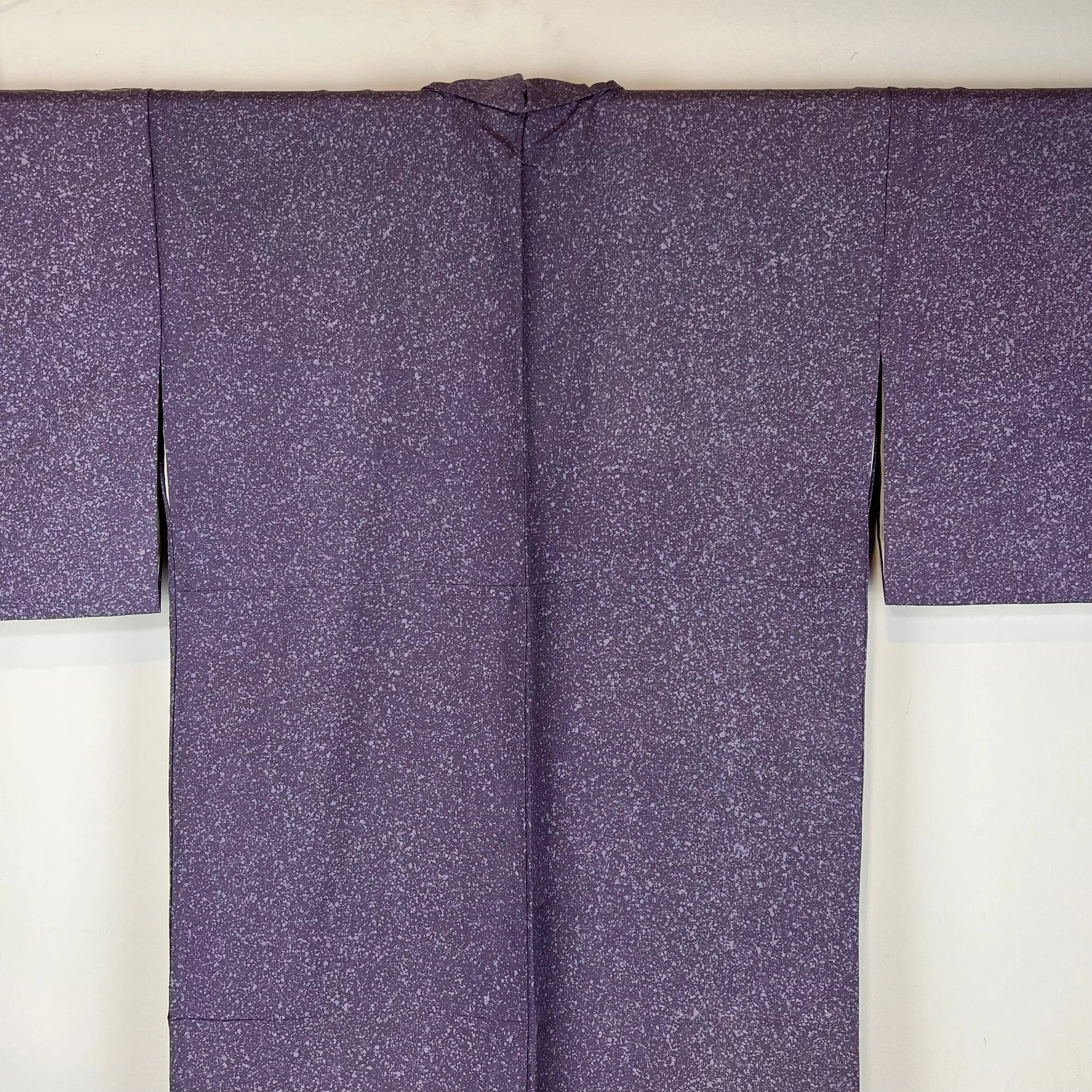 Vintage Japanese Silk Kimono Lilac Purple Speckled Pattern 58"L